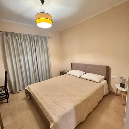 Apartament Axilleas *